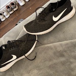 nike running shoes